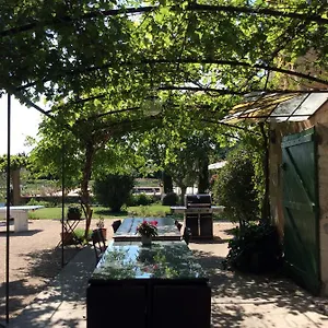  Bed & Breakfast La Bergerie De Castellan